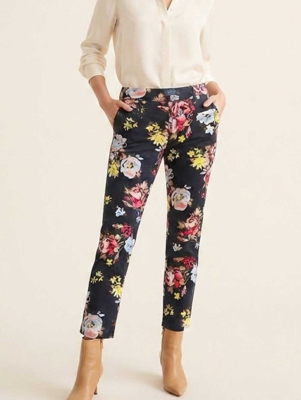 3 For $15 Old Navy Women's Floral Ankle Pants - Navy with Multicolor Blooms 8